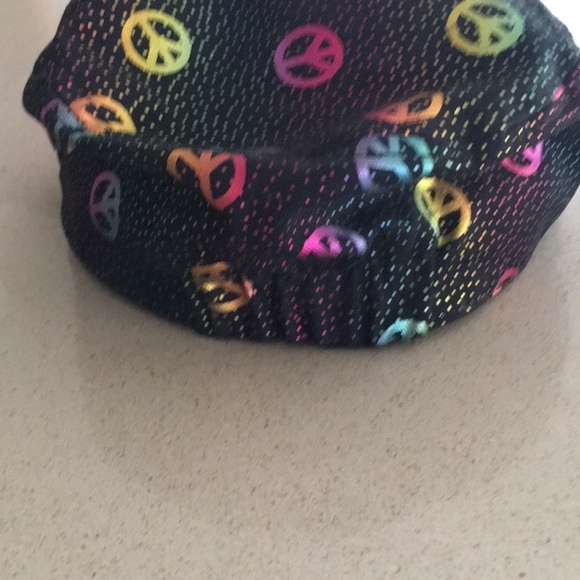 Hello Kitty hat - Picture 3 of 5